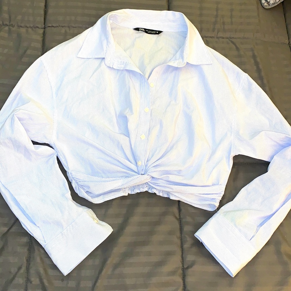 Button down collard crop shirt